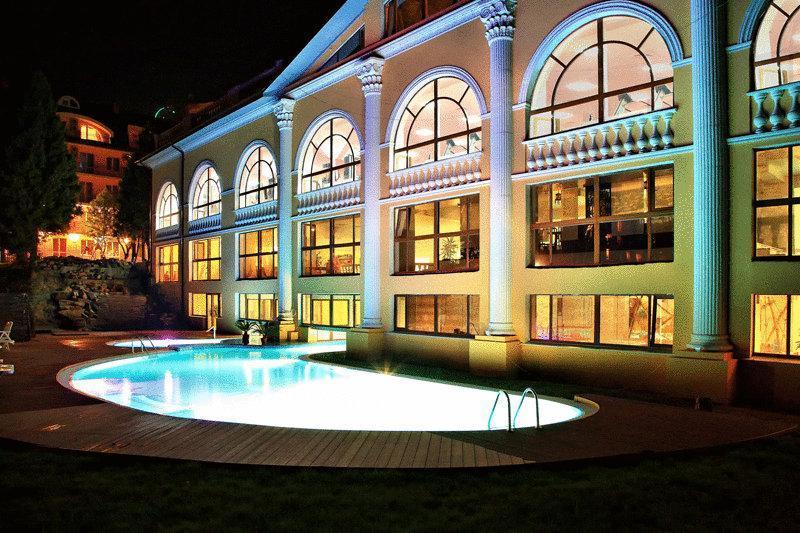 Royal Medical Cezar Hotel Truskavets Exterior foto
